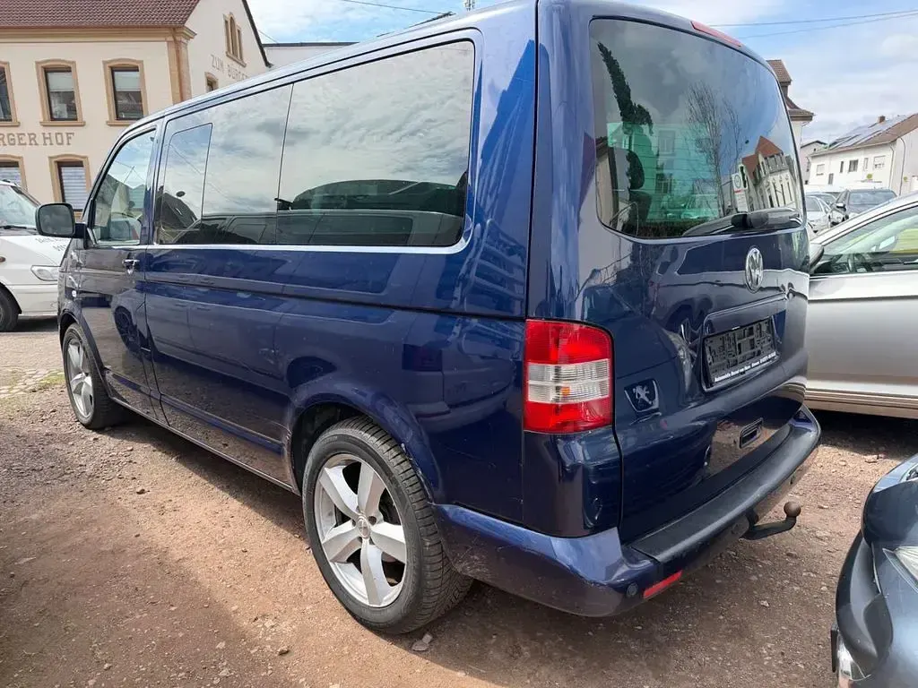 Gebraucht VW Multivan 131 PS (96 kW) 2004 Blau Van / Kleinbus