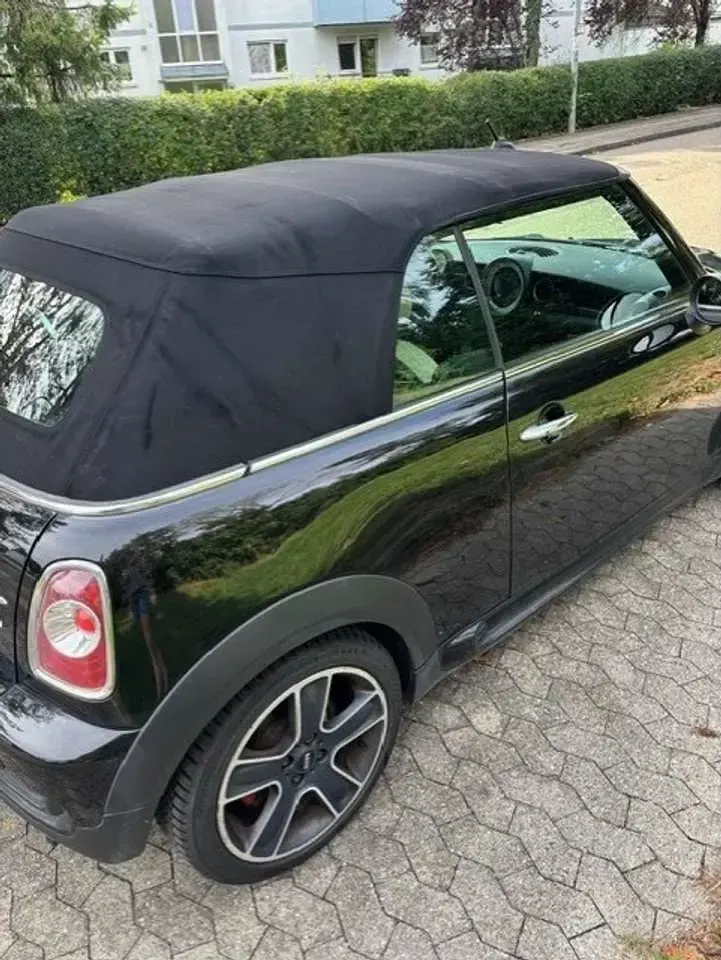 Gebraucht Mini Cooper S Cabriolet 184 PS (135 kW) 2011 Schwarz Cabrio