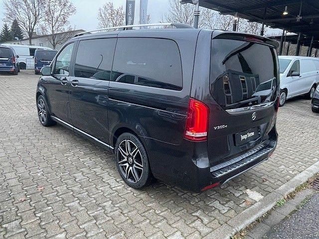 Gebraucht Mercedes V300 Exclusive 239 PS (175 kW) 2020 Grau Van / Kleinbus