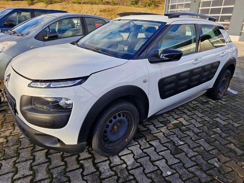 Gebraucht Citroën C4 82 PS (60 kW) 2016 Weiss Limousine