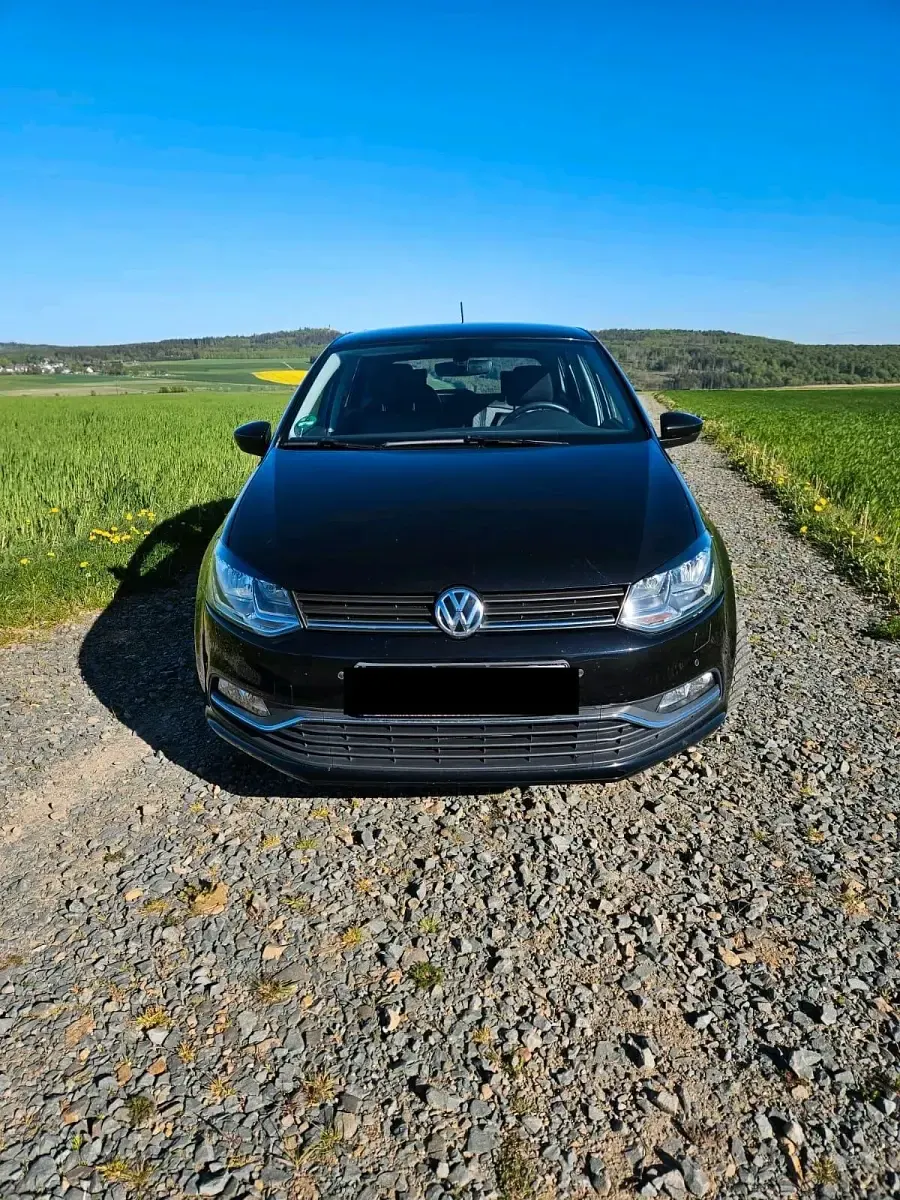 Second-hand VW Polo 90 CP (66 kW) 2017 Negru Hatchback