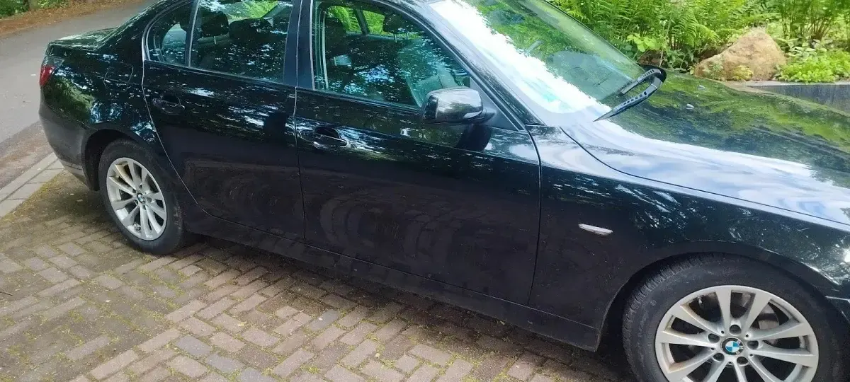 Używany BMW 520 170 KM (125 kW) 2003 Czarny Sedan/Limuzyna