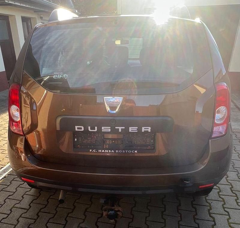 Gebraucht Dacia Duster Ambiance 105 PS (77 kW) 2010 Braun SUV