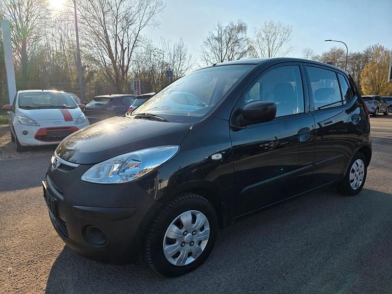 Gebraucht Hyundai i10 67 PS (49 kW) 2010 Schwarz Kleinwagen