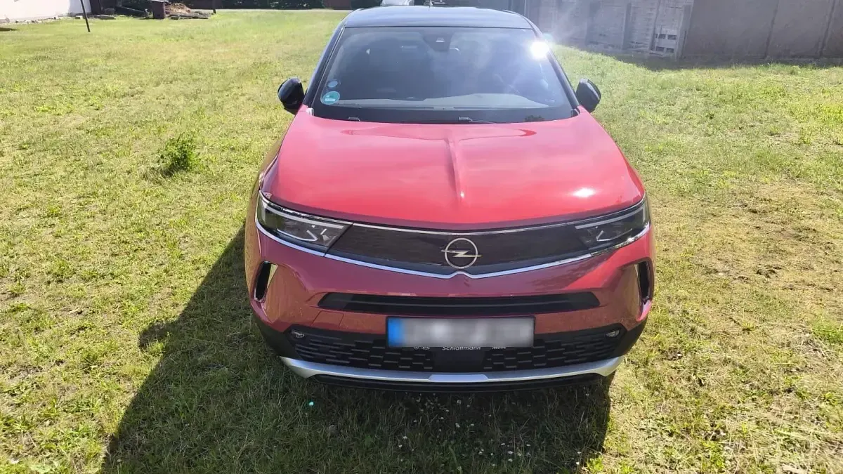 Gebraucht Opel Mokka-e 100 kW (136 PS) 2022 Rot SUV