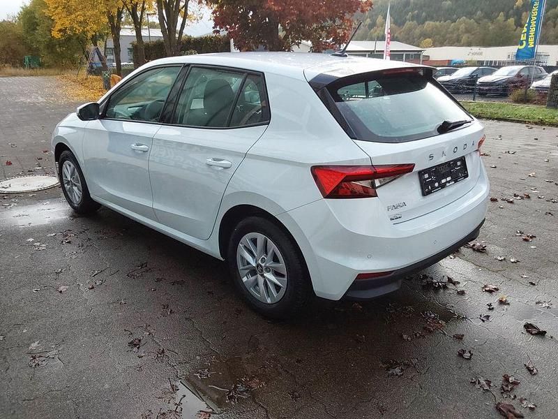 Neu Skoda Fabia Selection 80 PS (58 kW) 2025 Weiß Kleinwagen