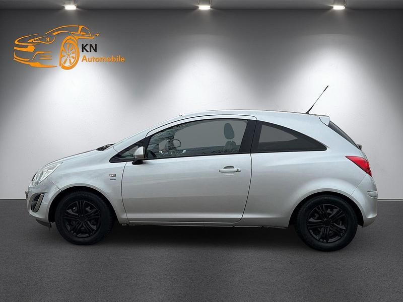 Gebraucht Opel Corsa 80 PS (58 kW) 2012 Silber Kleinwagen