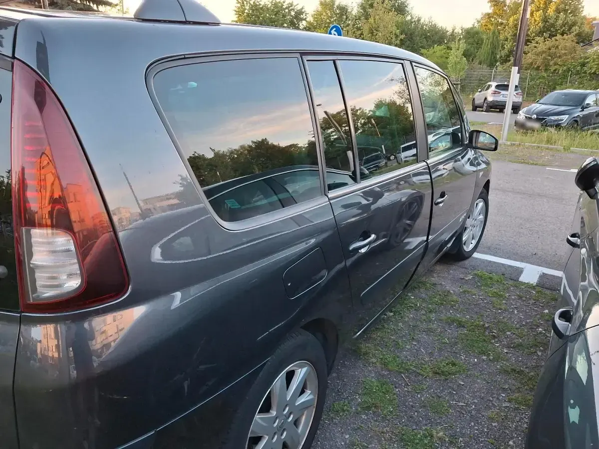 Gebraucht Renault Espace 173 PS (127 kW) 2010 Grau Van / Kleinbus