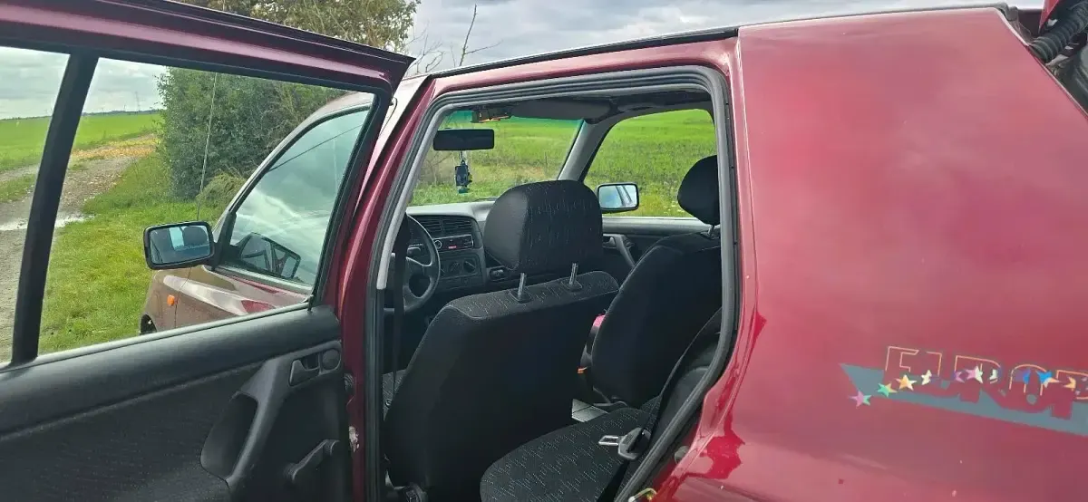 Gebraucht VW Golf III 75 PS (55 kW) 1997 Rot Limousine