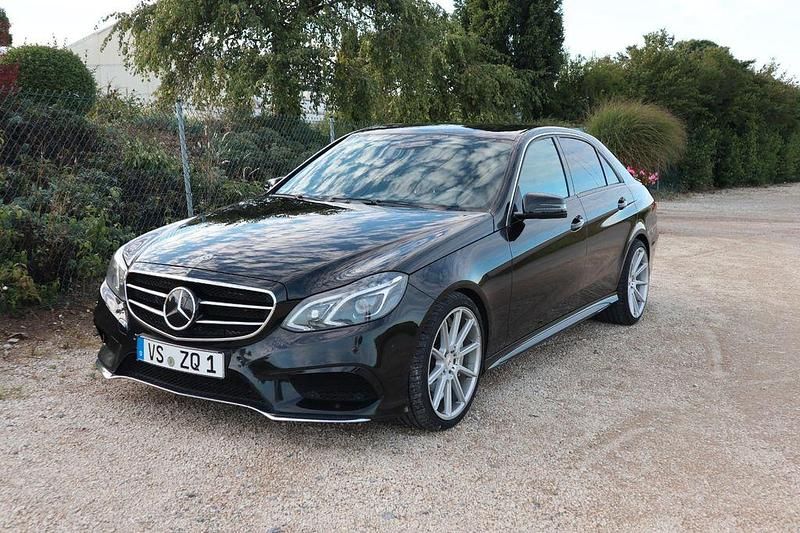 Schwarz Gebraucht 2013 Mercedes E500 AMG Limousine | 17.000 € (Fairer Preis) - Bild 1/4