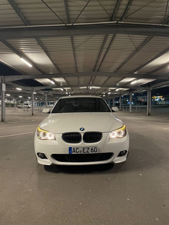 Weiß Gebraucht 2007 BMW 530 Sport Line Limousine | 20.000 € - Bild 1/4