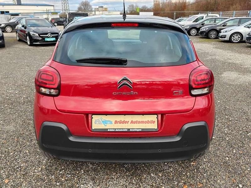 Gebraucht Citroën C3 PureTech 82 PS (60 kW) 2019 Rot Limousine