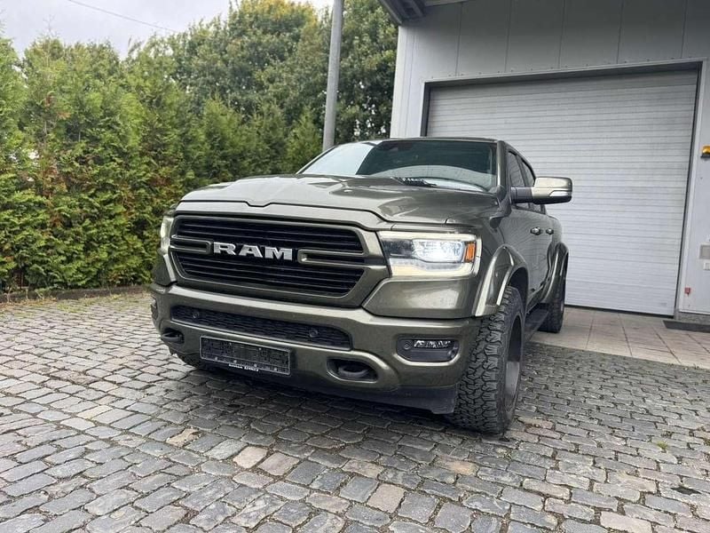 Olive green Gebraucht 2021 Dodge Ram Abholung | 42.990 € (Guter Preis) - Bild 1/4