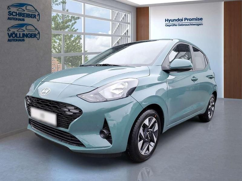 Grün Gebraucht 2025 Hyundai i10 Trend Kleinwagen | 15.990 € (Fairer Preis) - Bild 1/4