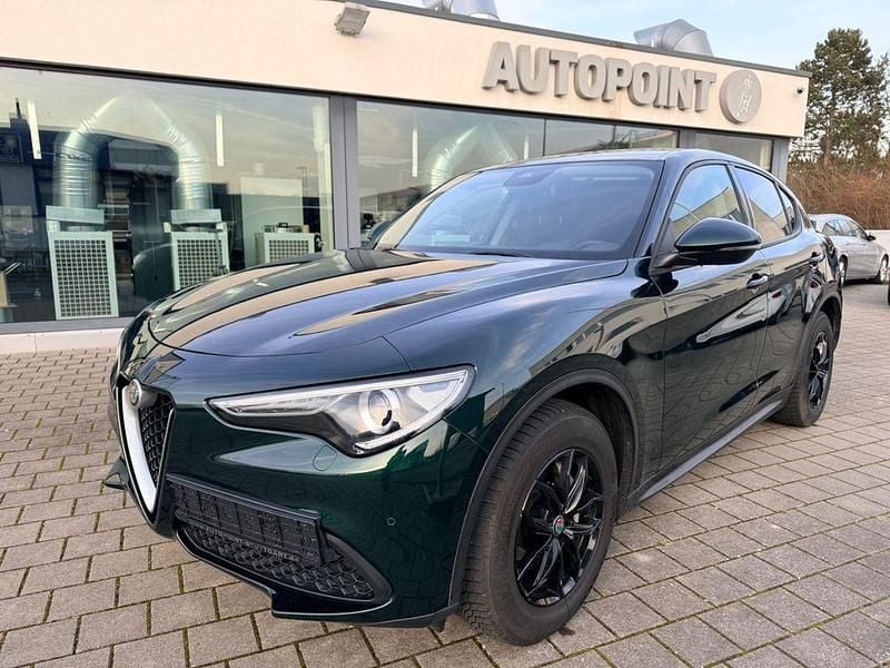 Gebraucht Alfa Romeo Stelvio Business 190 PS (139 kW) 2020 Grün SUV