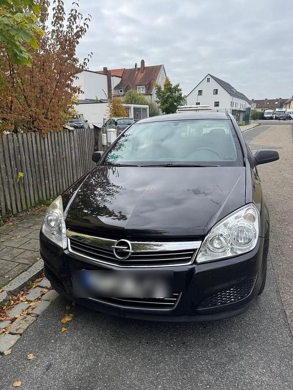 Schwarz Gebraucht 2009 Opel Astra Kleinwagen | 3.500 € (Fairer Preis) - Bild 1/4