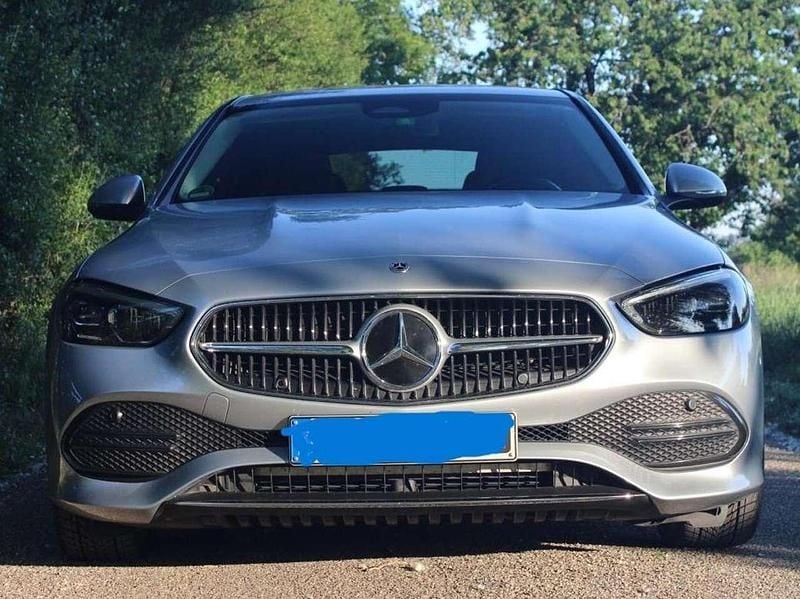 Silber Gebraucht 2022 Mercedes C180 Avantgarde Limousine | 26.700 € (Guter Preis) - Bild 1/4