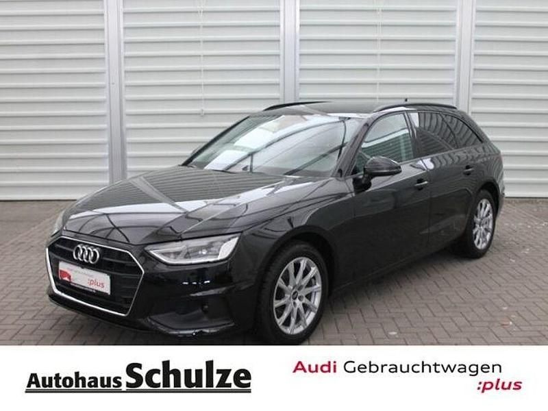 Gebraucht Audi A4 150 PS (110 kW) 2022 Mythosschwarz metallic Kombi