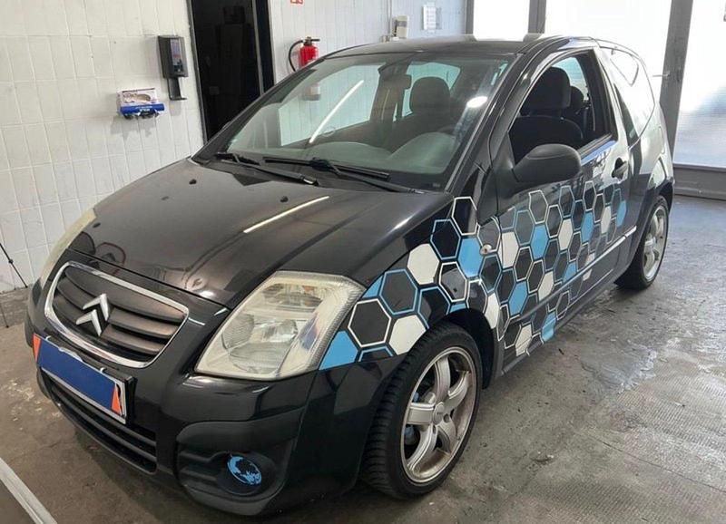 Gebraucht Citroën C2 60 PS (44 kW) 2009 Schwarz Kleinwagen