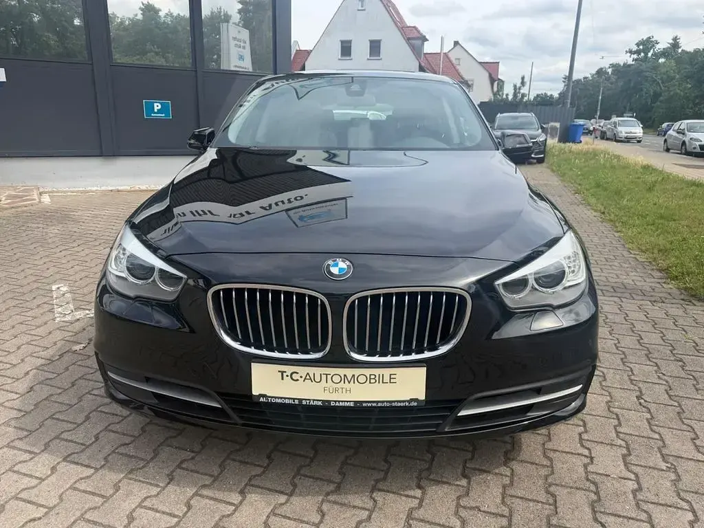 Gebraucht BMW 520 184 PS (135 kW) 2016 Saphirschwarz Limousine