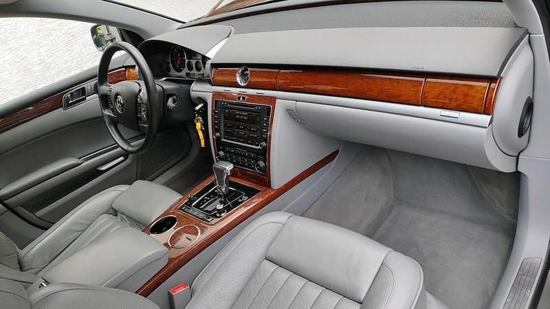 Gebraucht VW Phaeton 245 PS (180 kW) 2014 Schwarz Limousine