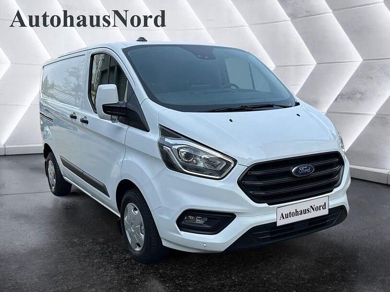 Gebraucht Ford Transit Custom 131 PS (96 kW) 2022 Weiß Van / Kleinbus