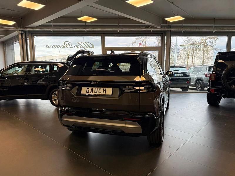 Neu Jeep Compass 156 kW (213 PS) 2026 Grün SUV