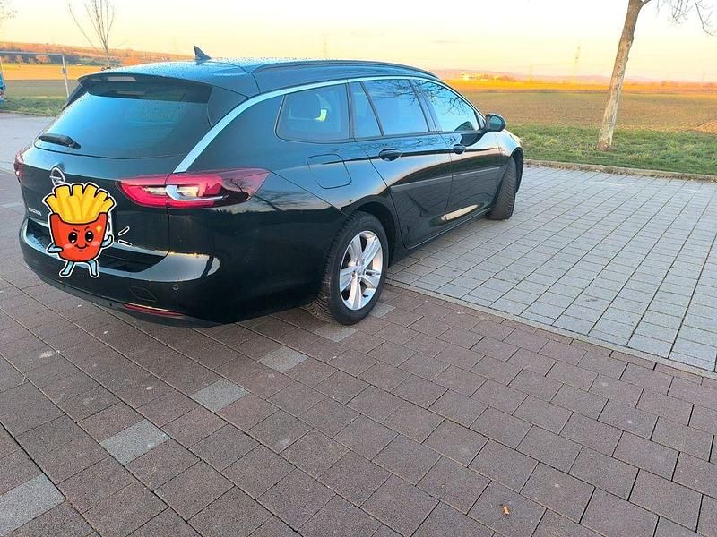Gebraucht Opel Insignia Edition 170 PS (125 kW) 2018 Schwarz Kombi