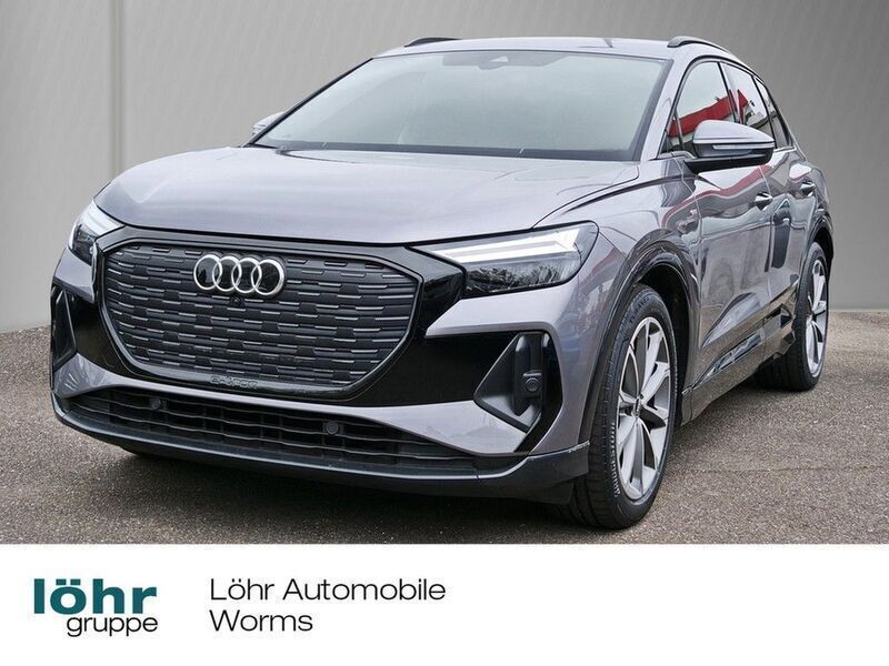 Taifungrau metallic Gebraucht 2021 Audi Q4 e-tron Ambiente SUV | 29.490 € (Superpreis) - Bild 1/4