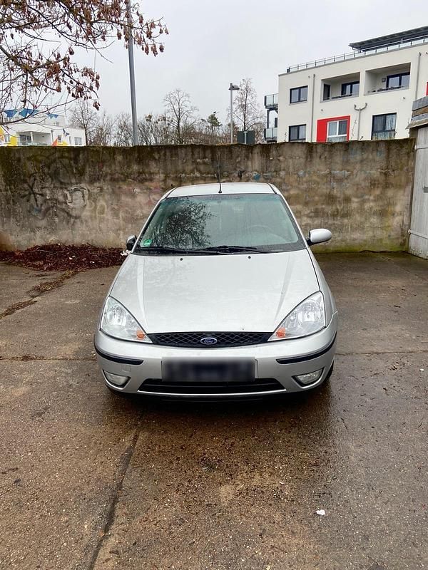 Gebraucht Ford Focus 101 PS (74 kW) 2004 Silber Kombi