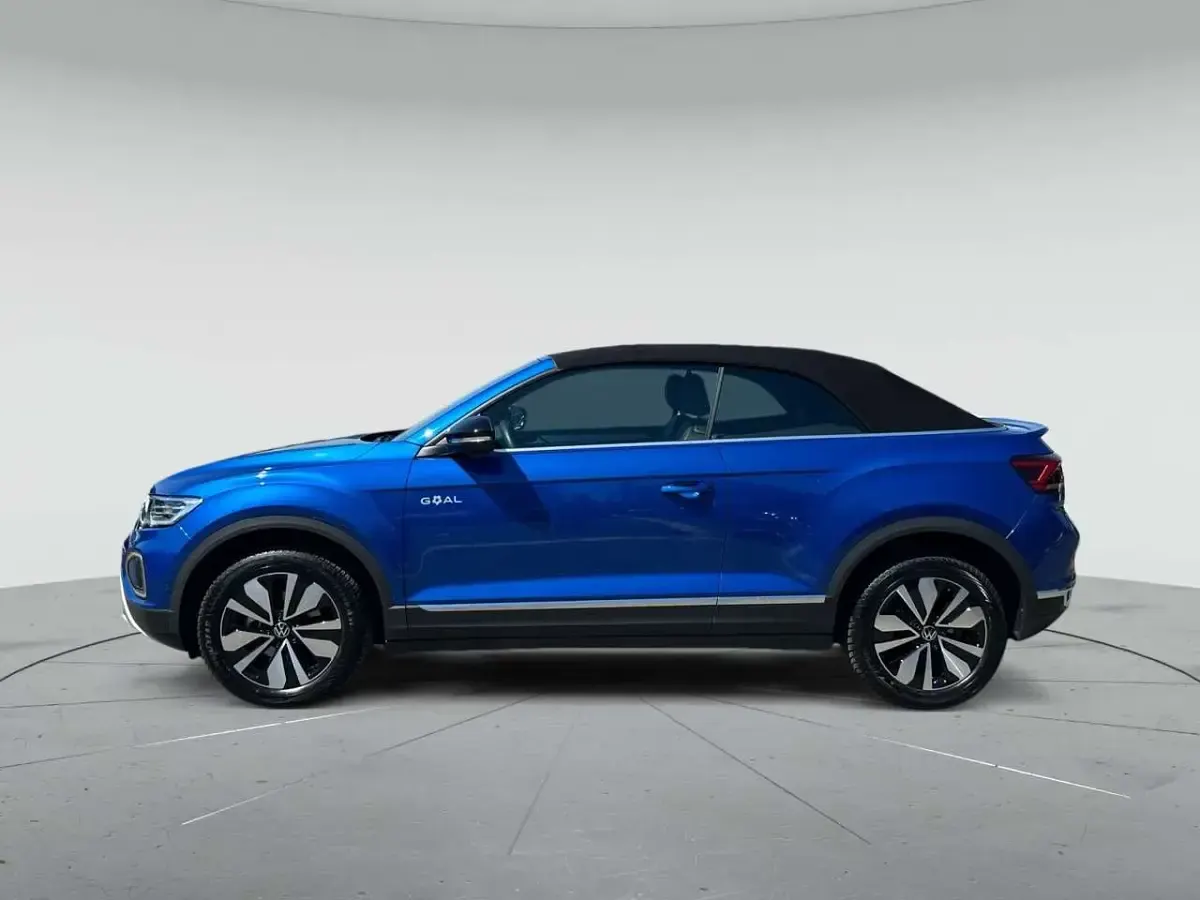 Gebraucht VW T-Roc Cabriolet Goal 116 PS (85 kW) 2025 Blau Cabrio