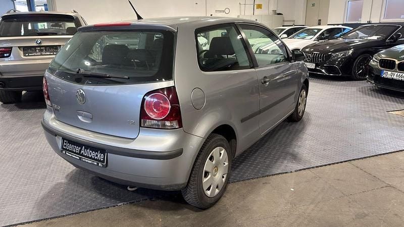 Gebraucht VW Polo Trendline 64 PS (47 kW) 2006 Silber Kleinwagen