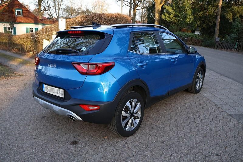 Gebraucht Kia Stonic 100 PS (73 kW) 2022 Blau SUV