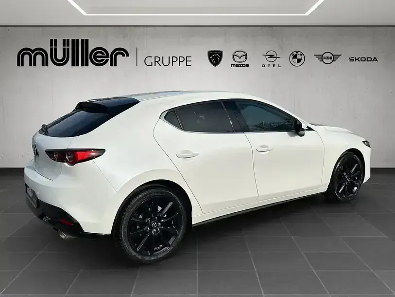 Gebraucht Mazda 3 Exclusive 186 PS (136 kW) 2026 Weiß Limousine
