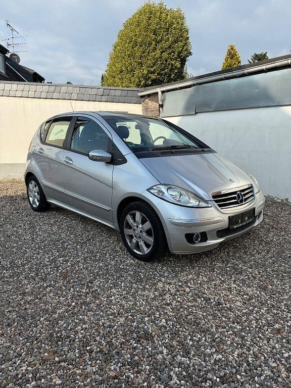 Silber Gebraucht 2006 Mercedes A150 Avantgarde Van / Kleinbus | 1.950 € (Teuer) - Bild 1/4