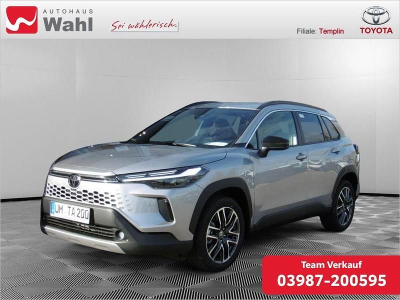 Beige Gebraucht 2025 Toyota Corolla Cross SUV | 41.390 € (Etwas zu teuer) - Bild 1/4