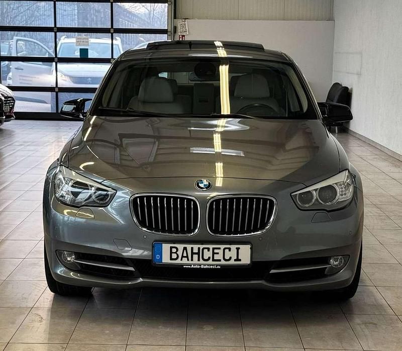 Gebraucht BMW 530 245 PS (180 kW) 2011 Spacegrau Limousine