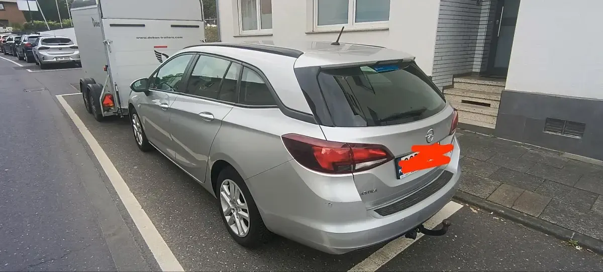 Gebraucht Opel Astra 110 PS (80 kW) 2018 Silber Kombi