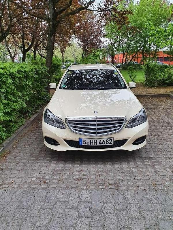 Gebraucht Mercedes E200 136 PS (100 kW) 2014 Gelb Kombi
