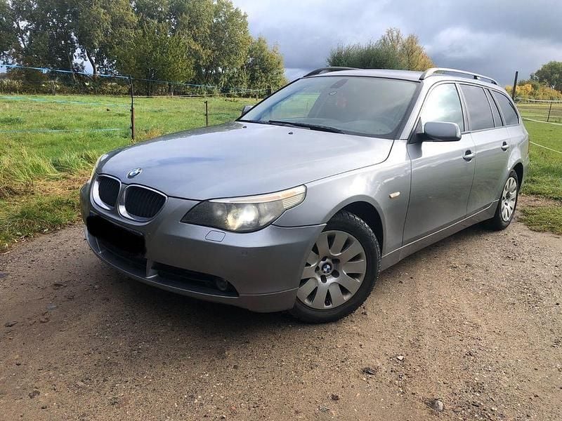 Silber Gebraucht 2005 BMW 525 Kombi | 3.399 € (Guter Preis) - Bild 1/4