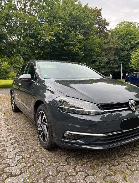 Gebraucht VW Golf VII Join 116 PS (85 kW) 2018 Grau Limousine