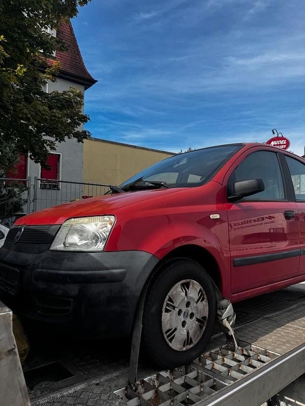 Rot Gebraucht 2003 Fiat Panda Kleinwagen | 399 € (Superpreis) - Bild 1/4