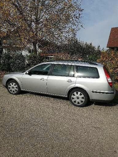 Grau Gebraucht 2006 Ford Mondeo Ambiente Kombi | 800 € (Superpreis) - Bild 1/4