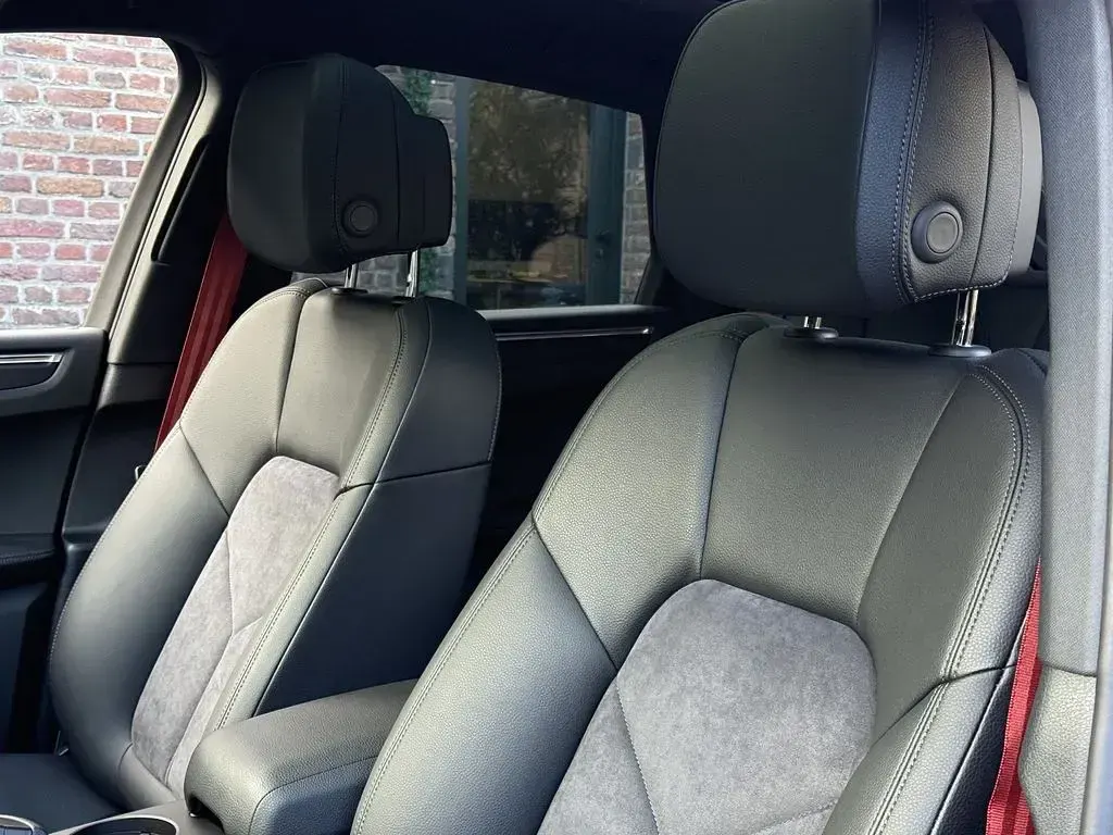 Usata Porsche Macan Basis 252 CV (185 kW) 2020 Argento SUV