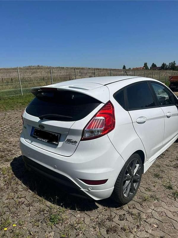 Gebraucht Ford Fiesta ST-Line 101 PS (74 kW) 2016 Limousine