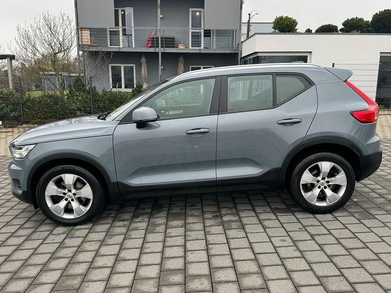 Gebraucht Volvo XC40 Momentum 190 PS (139 kW) 2019 Grau SUV