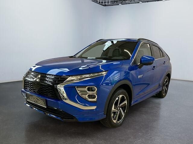 Gebraucht Mitsubishi Eclipse Cross Plus 188 PS (138 kW) 2022 Laserblau SUV