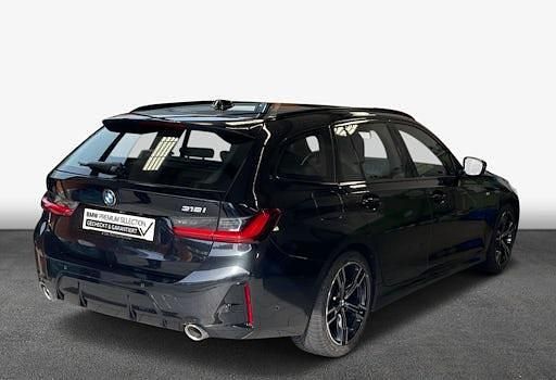 Gebraucht BMW 318 Performance 156 PS (114 kW) 2023 Saphirschwarz metallic Kombi