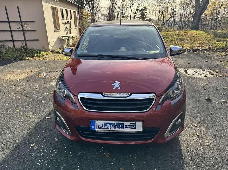Gebraucht Peugeot 108 Top! Collection 72 PS (52 kW) 2020 Rot Limousine