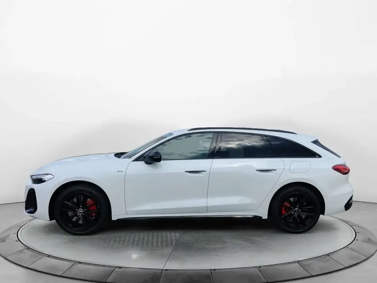 Neu Audi A5 Sport 367 PS (269 kW) 2026 Weiß Kombi